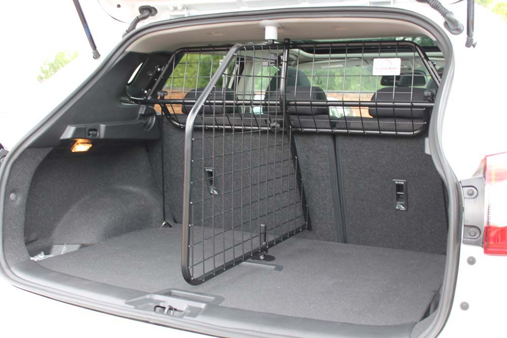 07-14 The Urban Company Dog Guard and Quilted Boot Liner to fit Nissan Qashqai 