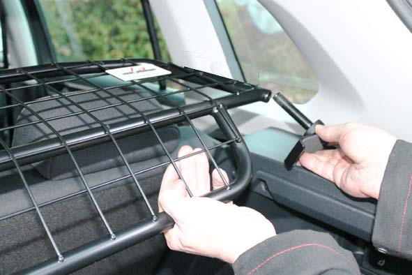 Vw tiguan clearance dog accessories