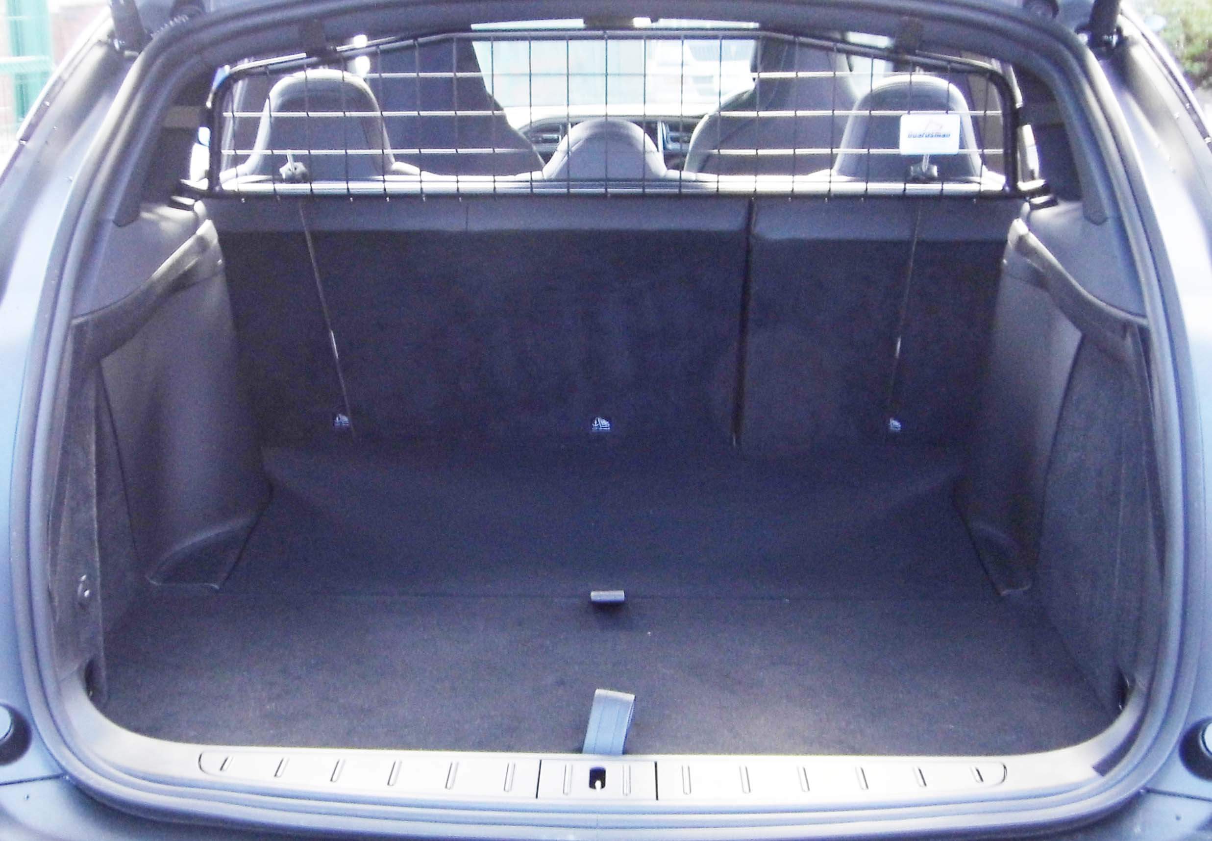 Guardsman - Tesla Model X (second row bench seat) Dog Guard 2015