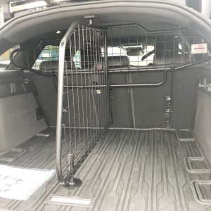 RANGE ROVER VELAR DOG GUARD AND VARIABLE BOOT DIVIDER (G1509B*)