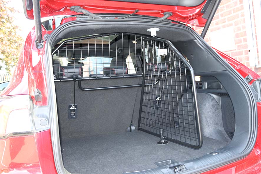 Guardsman - FORD KUGA MK3 (2020 ONWARDS) DOG GUARD and DIVIDER (Part  No.G1587B*)