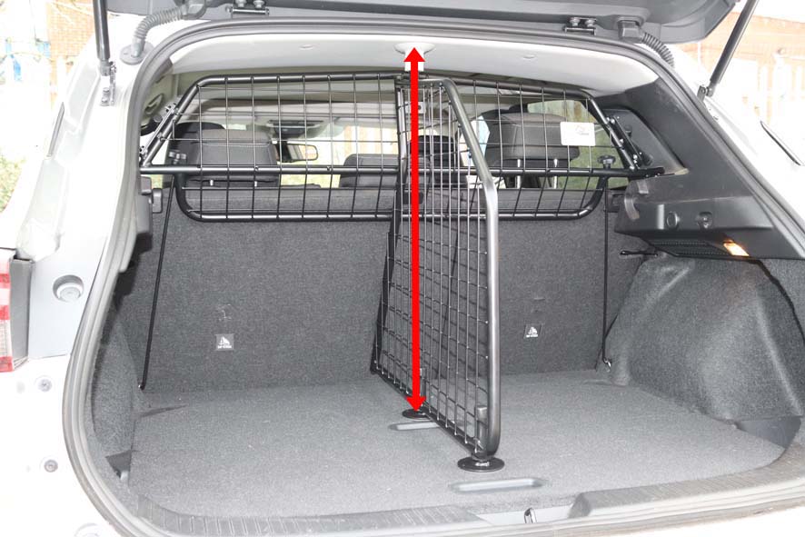 Nissan qashqai dog shop guard
